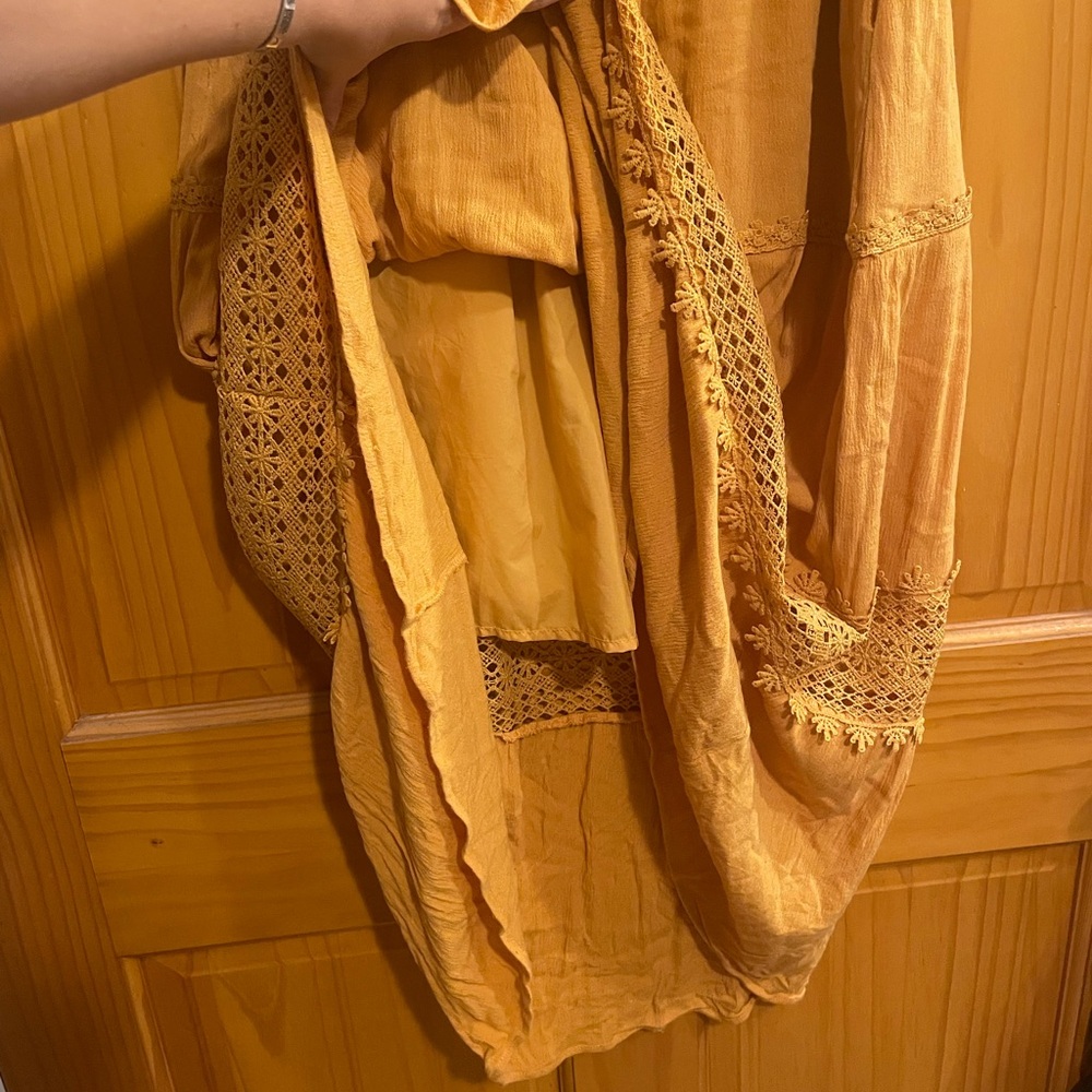 Golden Tiered Maxi Skirt with Pockets for Casual Wear - Picture 4 of 4